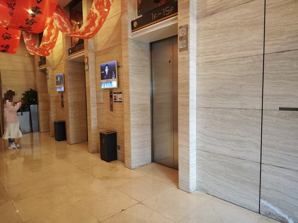 电梯厅1